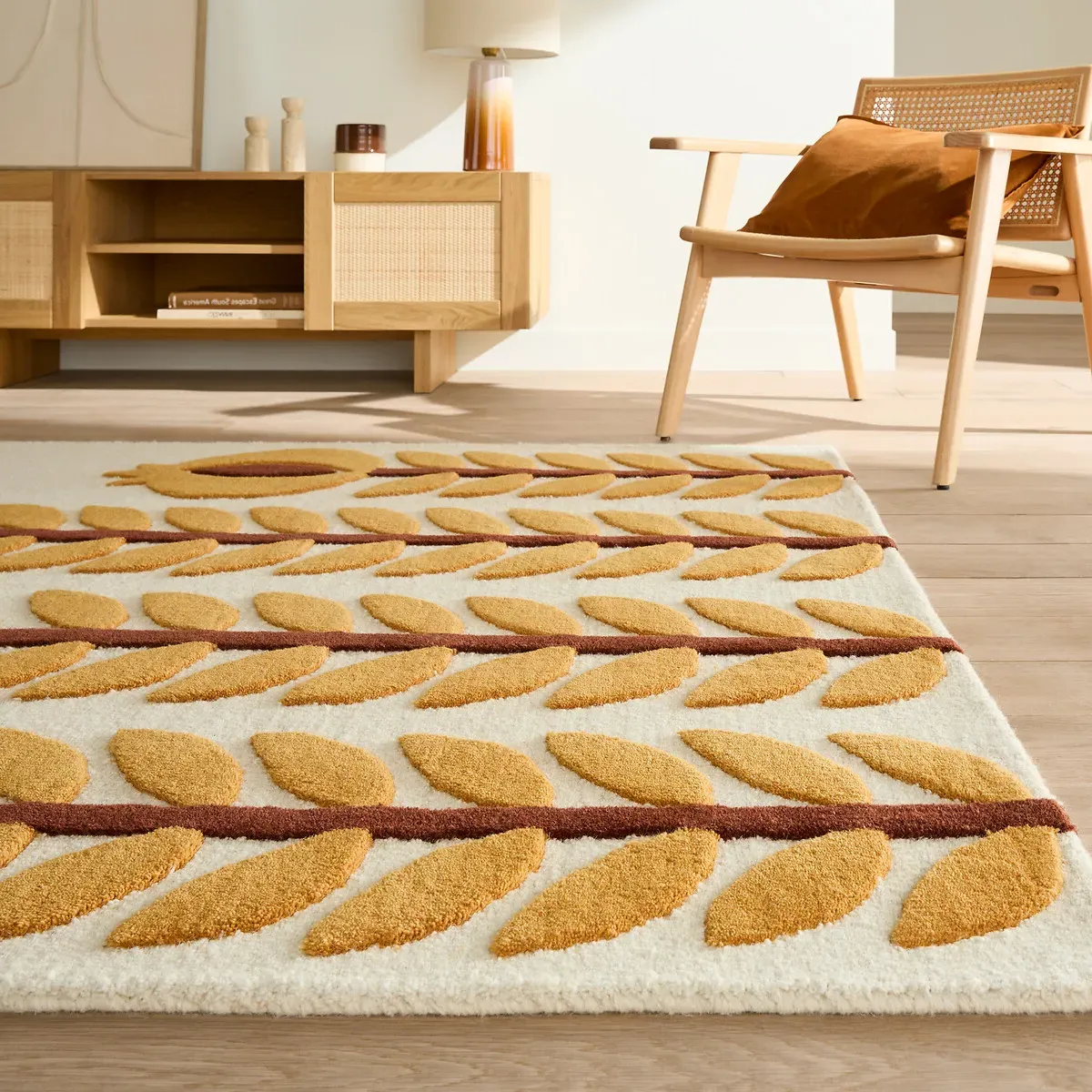 Cortes Floral Print Wool Rug - Multi-Coloured product