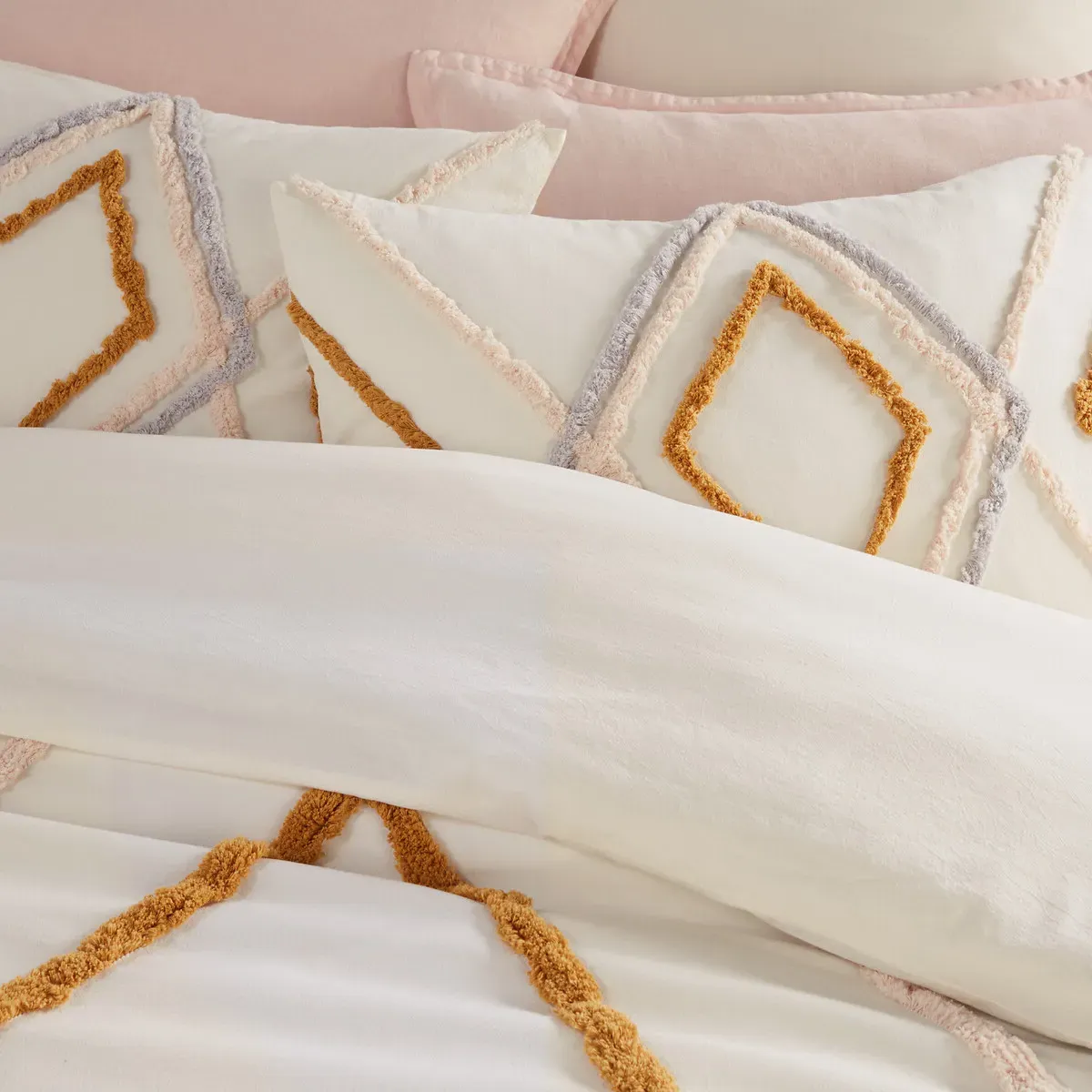 Cotama Tufted Duvet Cover - Ecru, Cotton alternate view