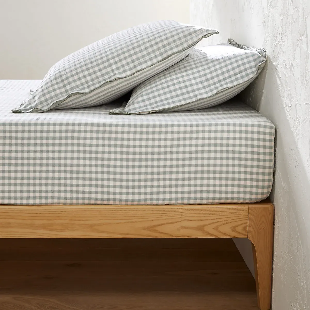 Cottage Fitted Sheet Seersucker Depth 30cm - Sage Green, Cotton product