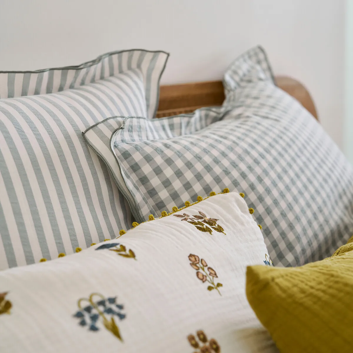 Cottage Pillowcase - Sage Green, Cotton Seersucker alternate view