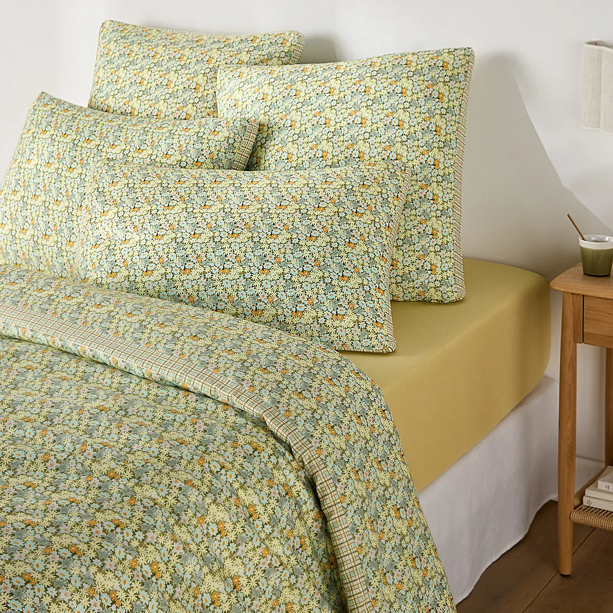 Dalina Floral Print Duvet Cover - Linen, Cotton product