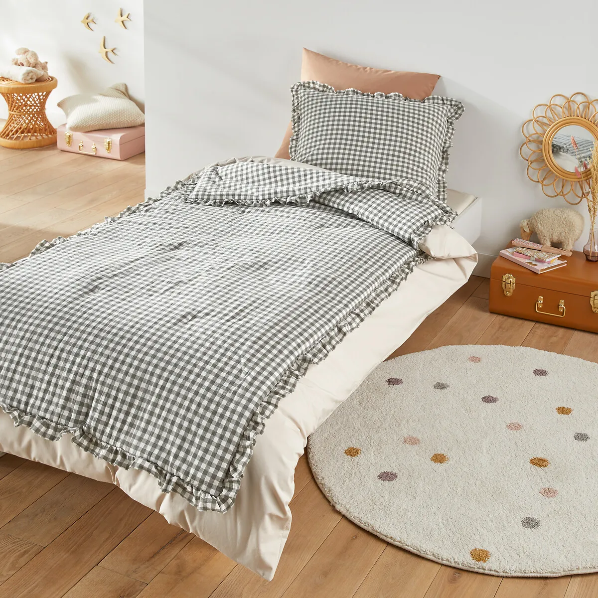 Georgette Gingham Quilted Bedspread - Khaki Green, Cotton product