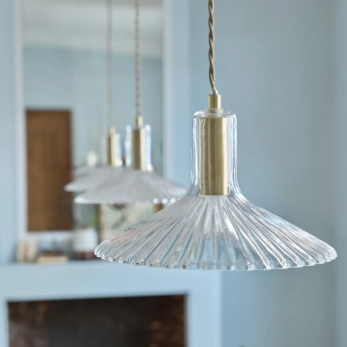 Gramma Ribbed Round Hanging Lamp - Transparent, Glass alternate view