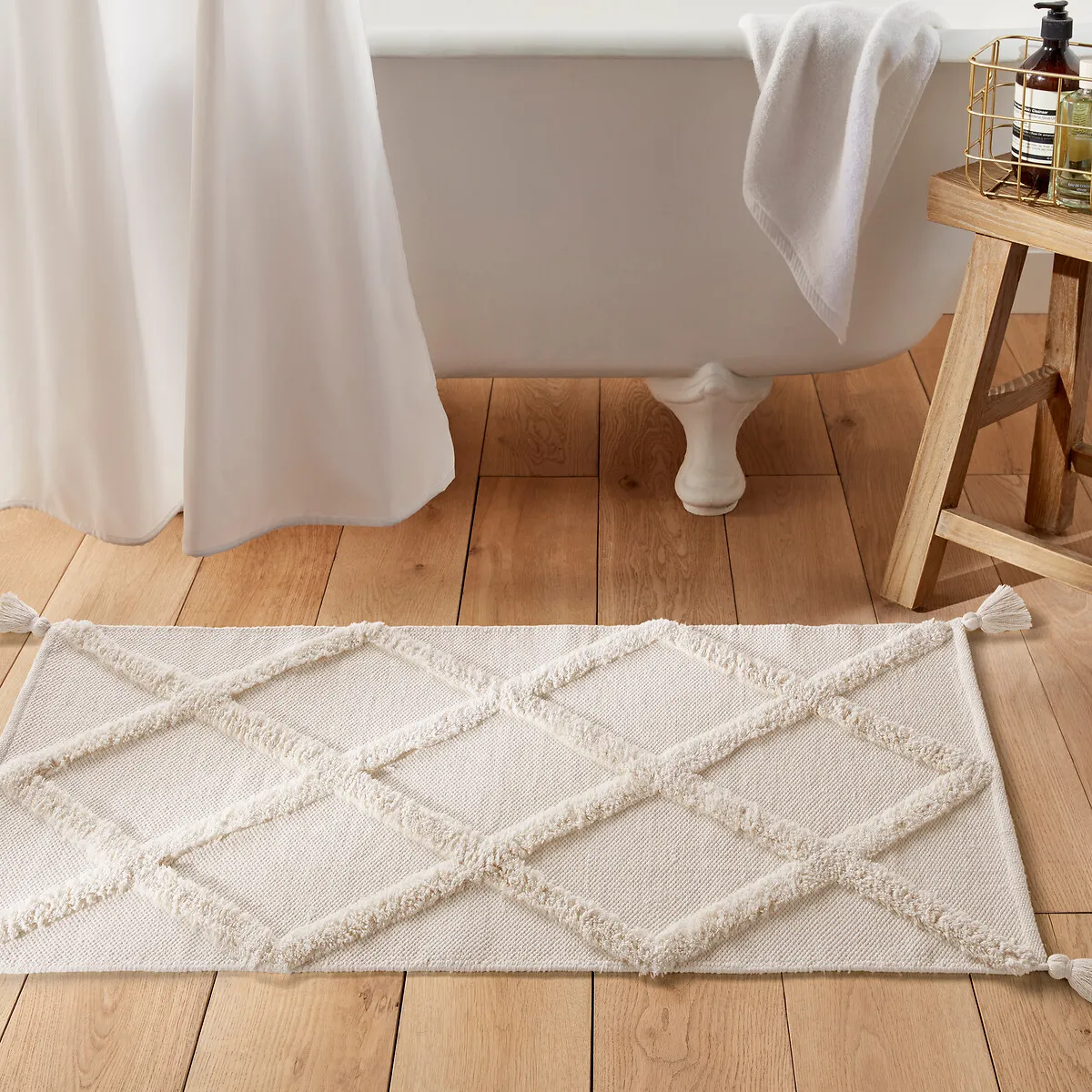 Gretna Bath Mat Tufted with Tassel Finish - Ecru, Cotton product