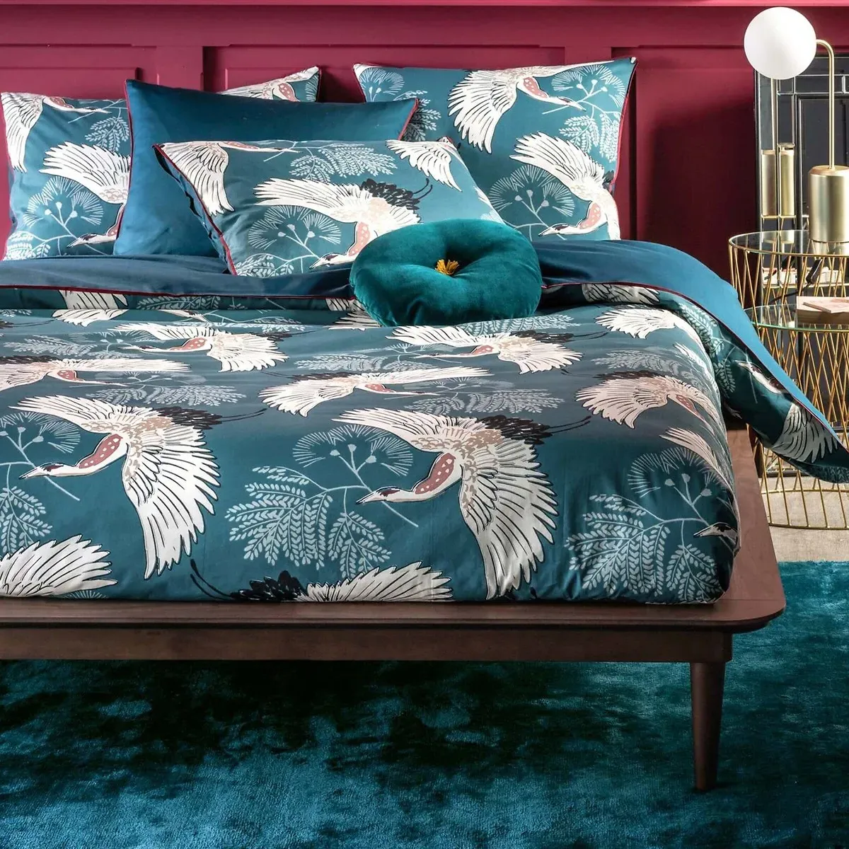 Grues Cotton Percale Pillowcase - Teal Print alternate view