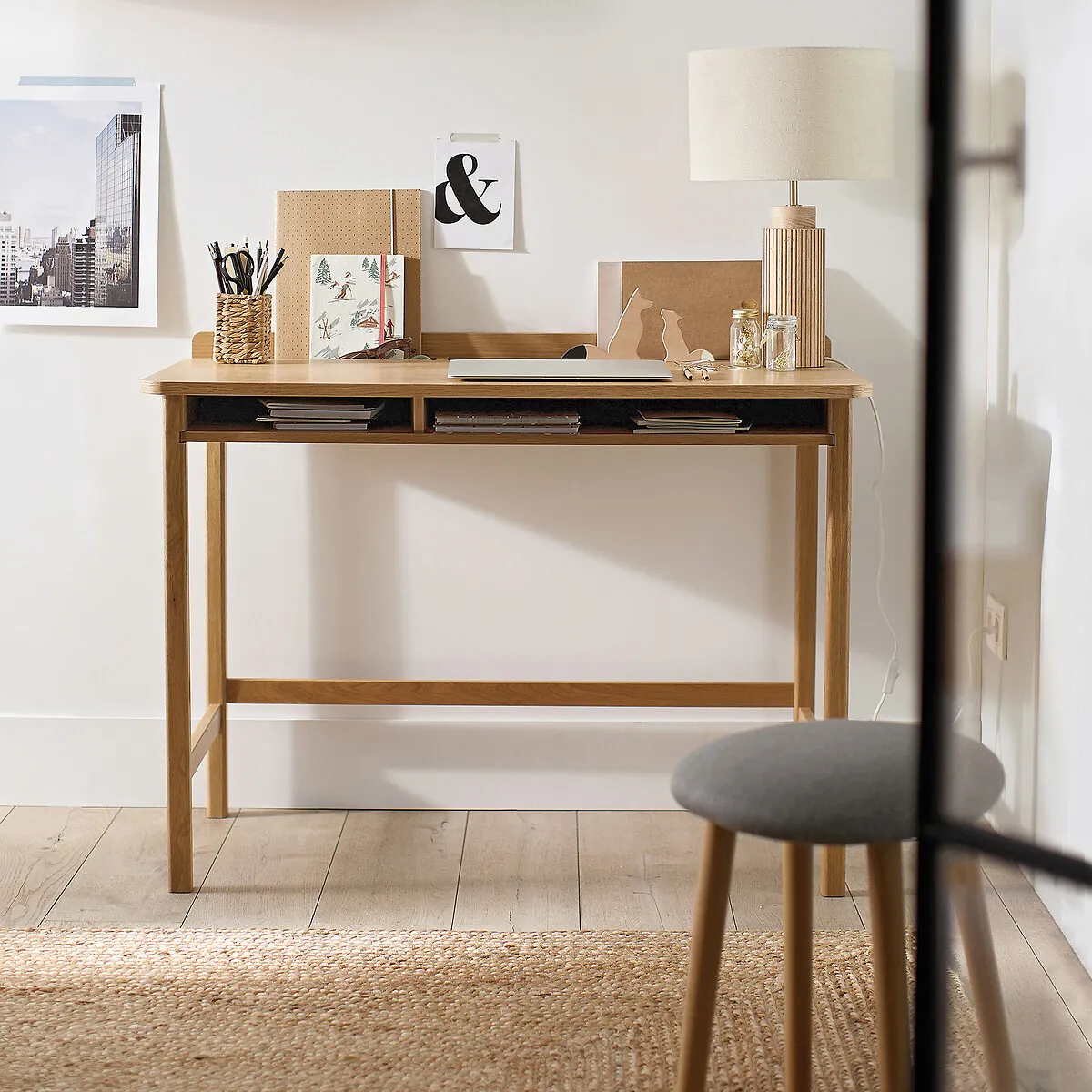 Idna Table Lamp - Natural, Oak & Linen alternate view