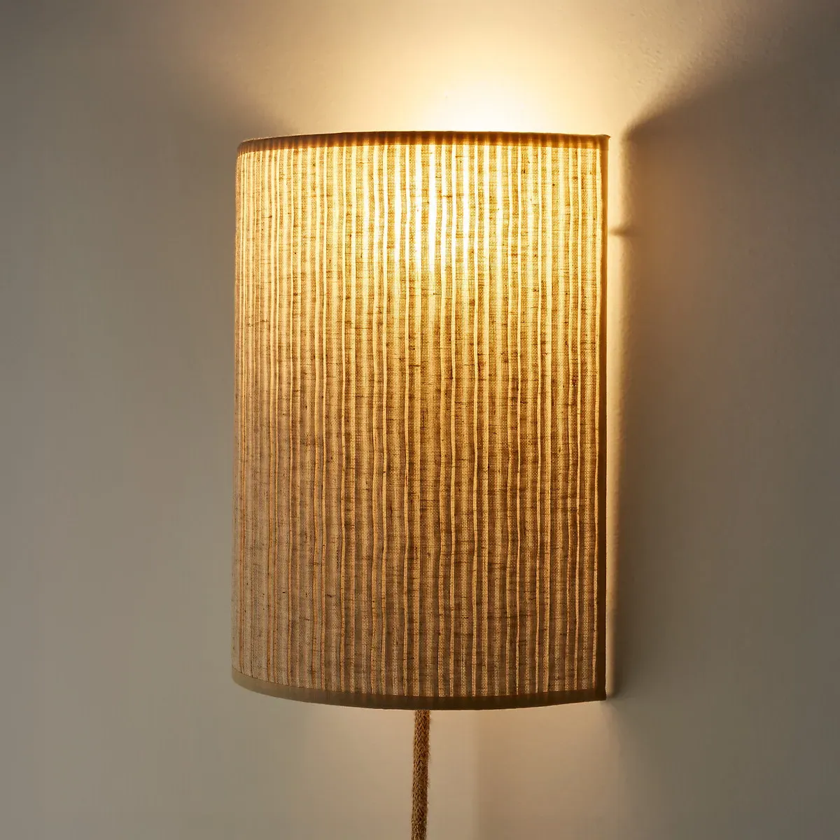 Jakoma Wall Light with Pleated Shade H25cm - Natural, Linen alternate view