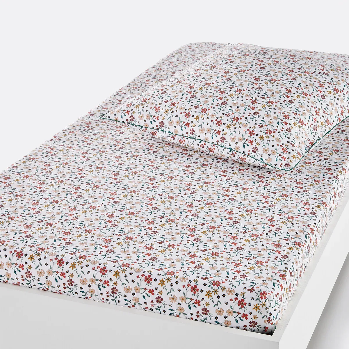 Jane Cotton Fitted Sheet - Floral Print product