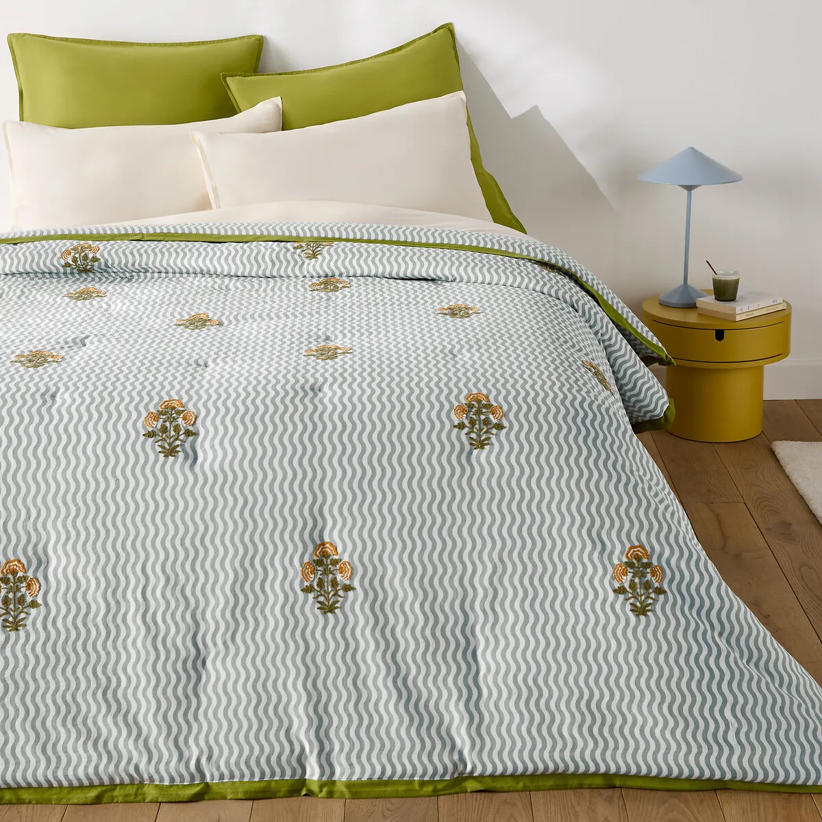 Jani Quilted Bedspread - Stripe Print, Cotton product