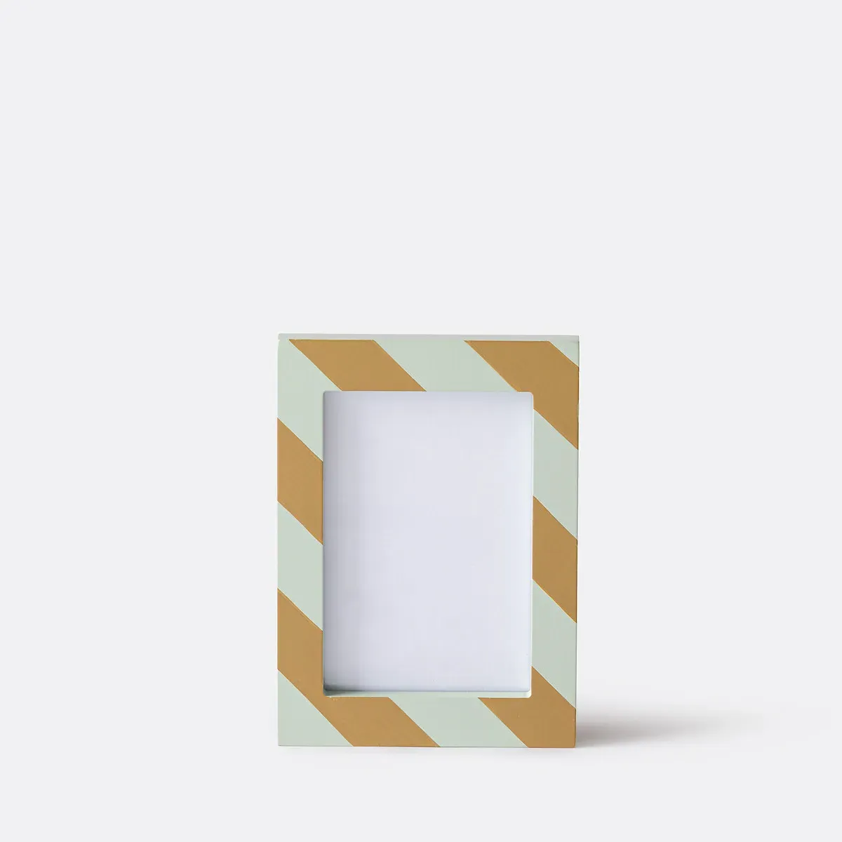 Jasper Freestanding Photo Frame 13x18cm - Green, MDF product