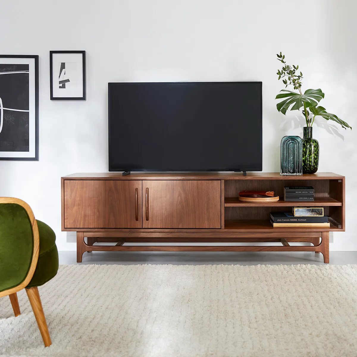 Larsen TV Cabinet - Walnut, Veneer alternate view