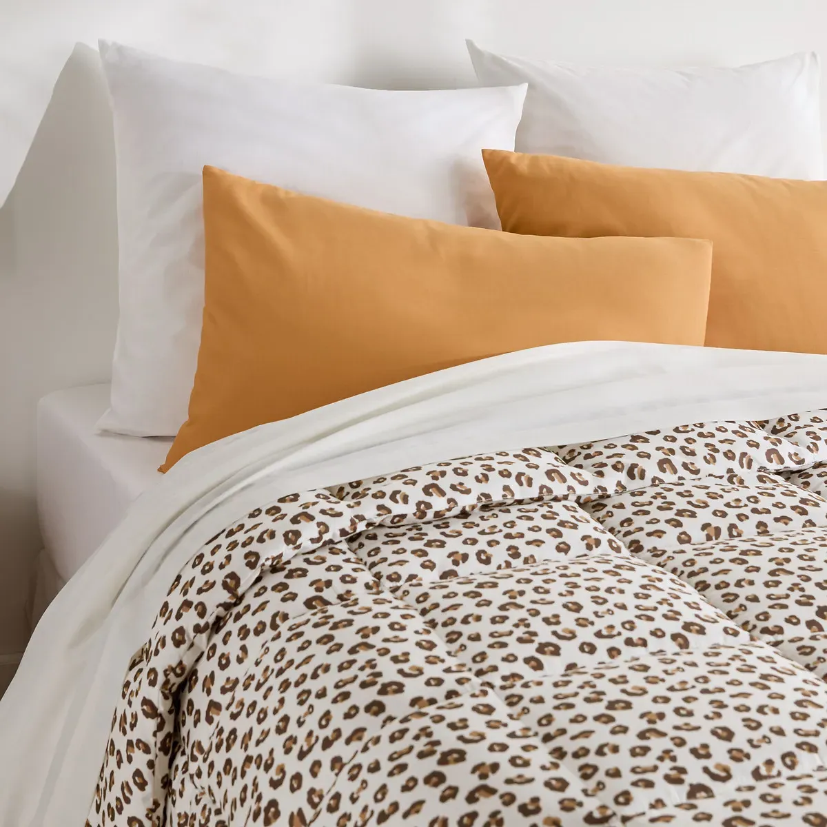Leopold King Size Duvet - Leopard Print, Recycled Microfibre alternate view