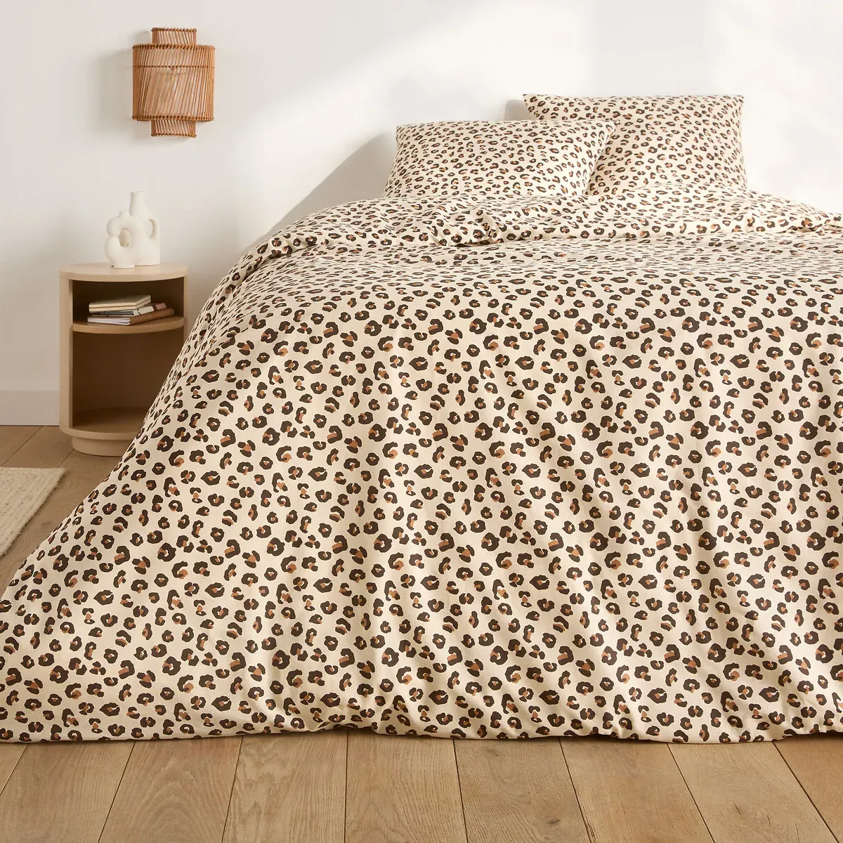 Leopold Leopard Print Pillowcase - Cotton alternate view