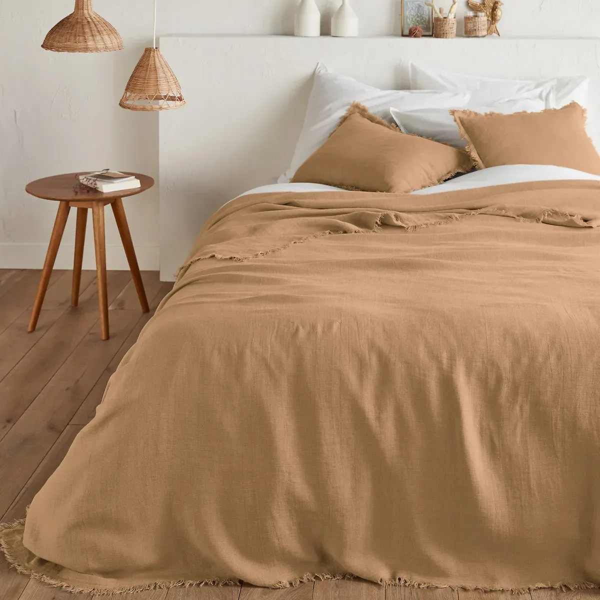 Linange Washed Linen Bedspread - Tobacco product
