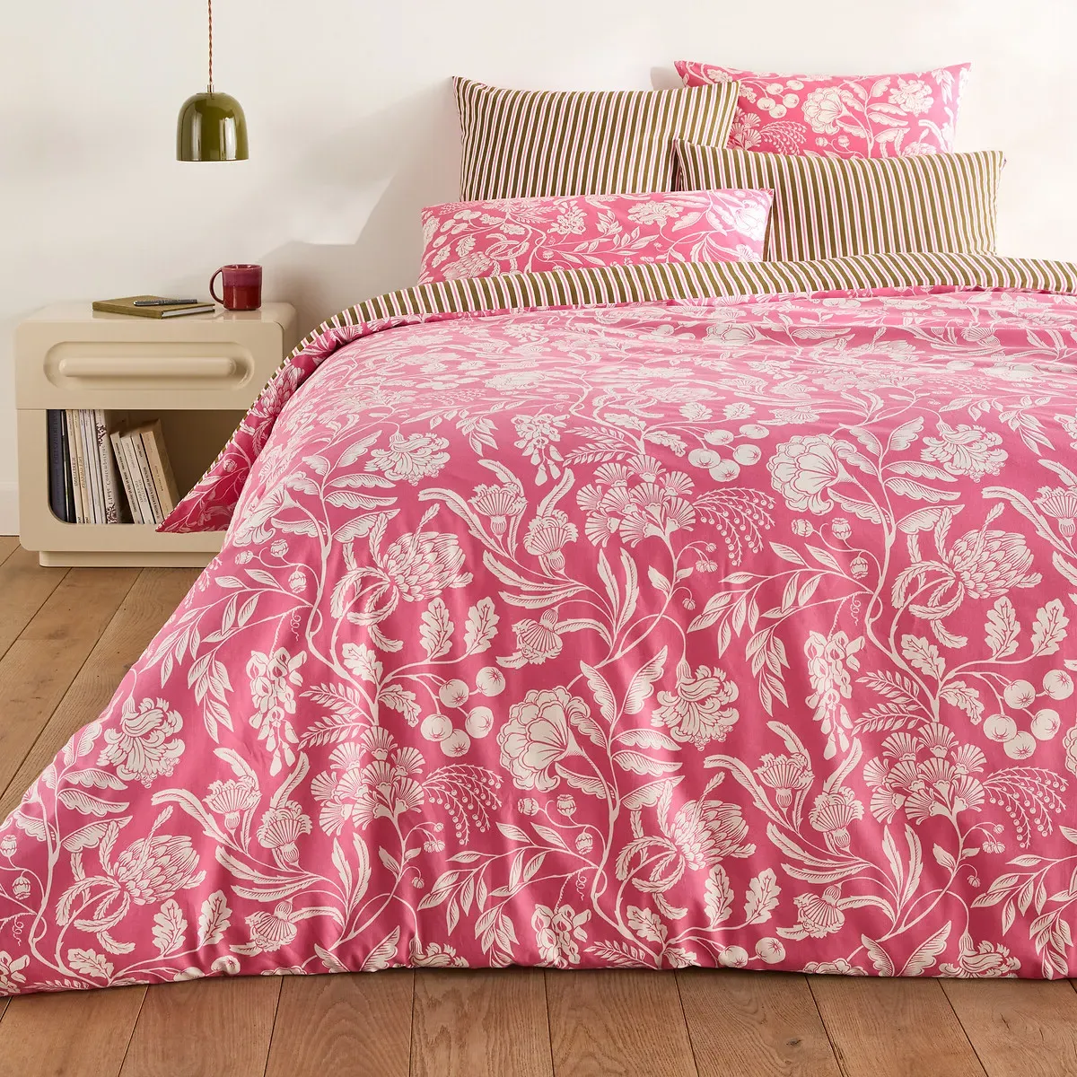 Linda Duvet Cover - Pink Print, Cotton alternate view