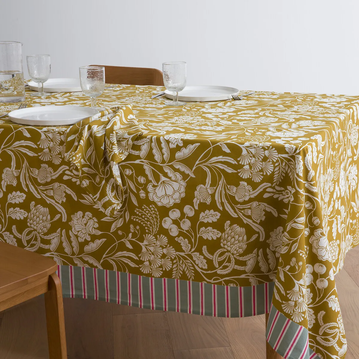 Linda Floral Print Tablecloth - Printed, Washed Cotton product
