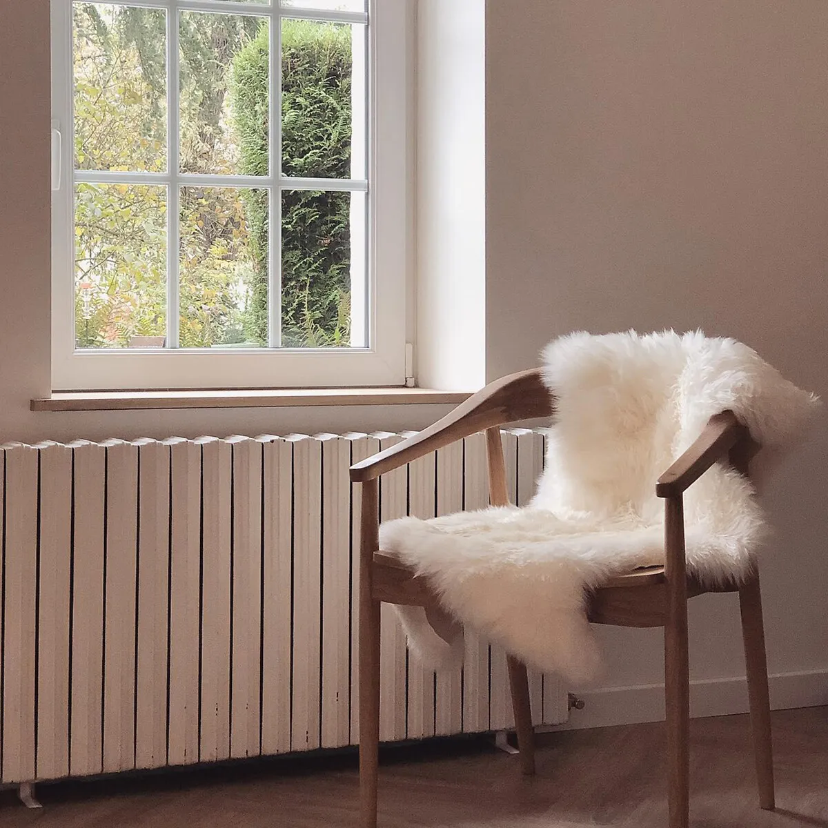 Livio Faux Fur Bedside Rug - White, Acrylic alternate view