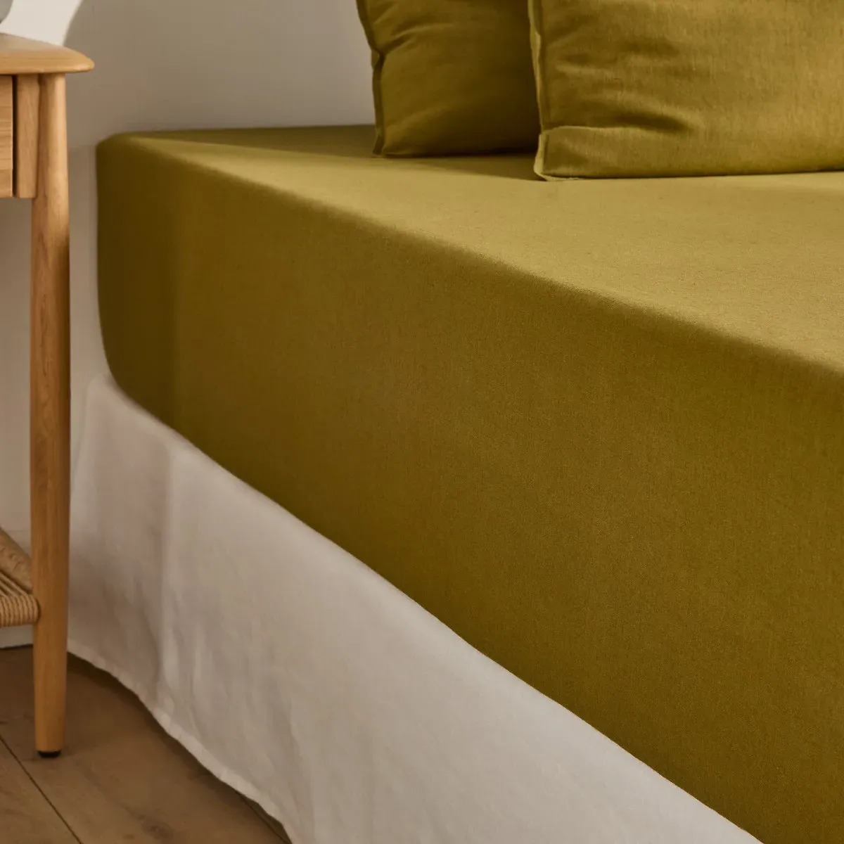 Marnie Fitted Sheet with 30cm Flap - Moss Green, Washed Cotton/Linen product