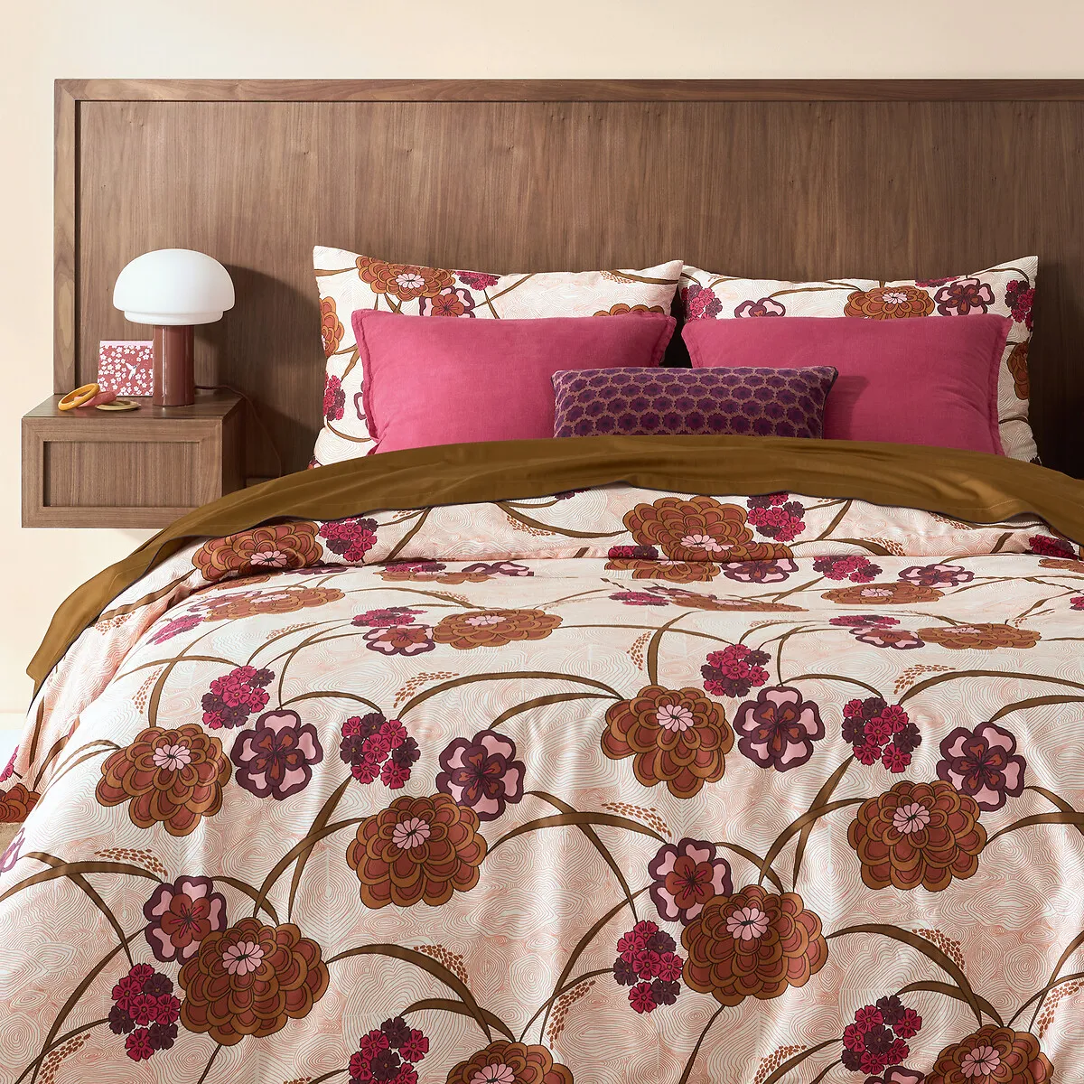 Menaiki Pillowcase - Floral Print, Cotton Satin alternate view