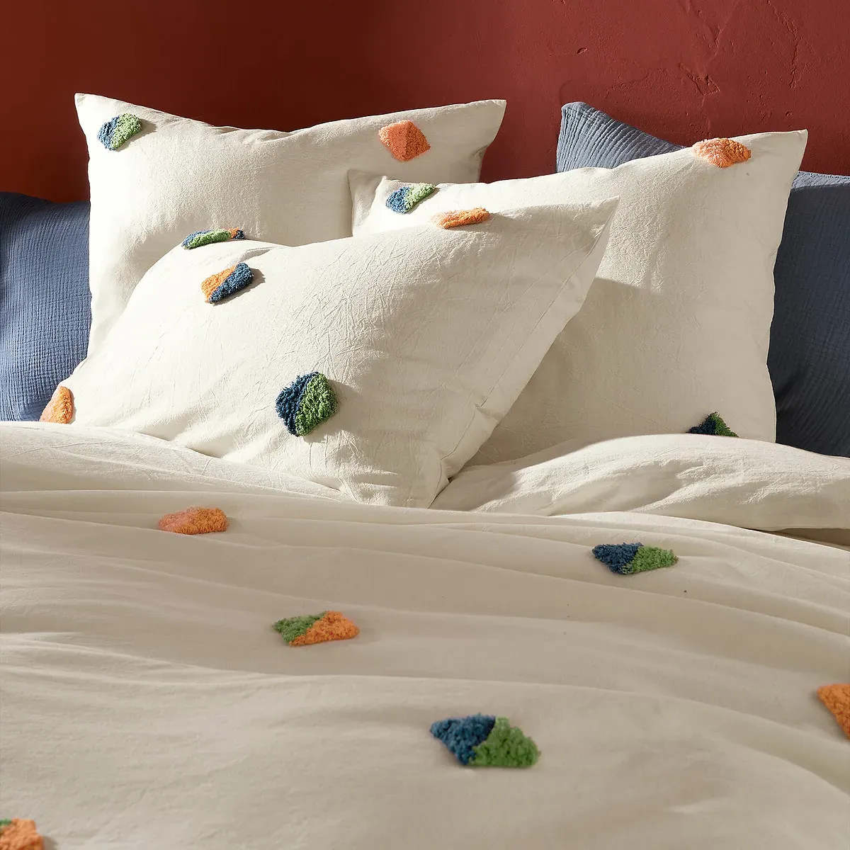 Mentilla Cotton Pillowcase - Ecru alternate view