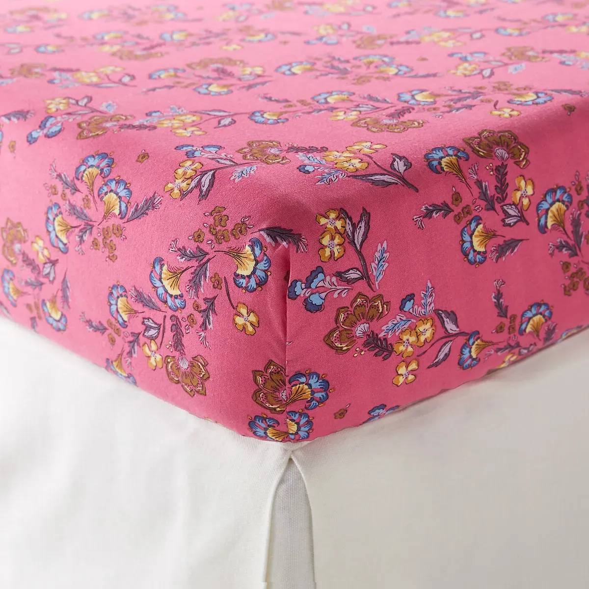 Merline Fitted Sheet 25cm Depth - Printed, Recycled Cotton product