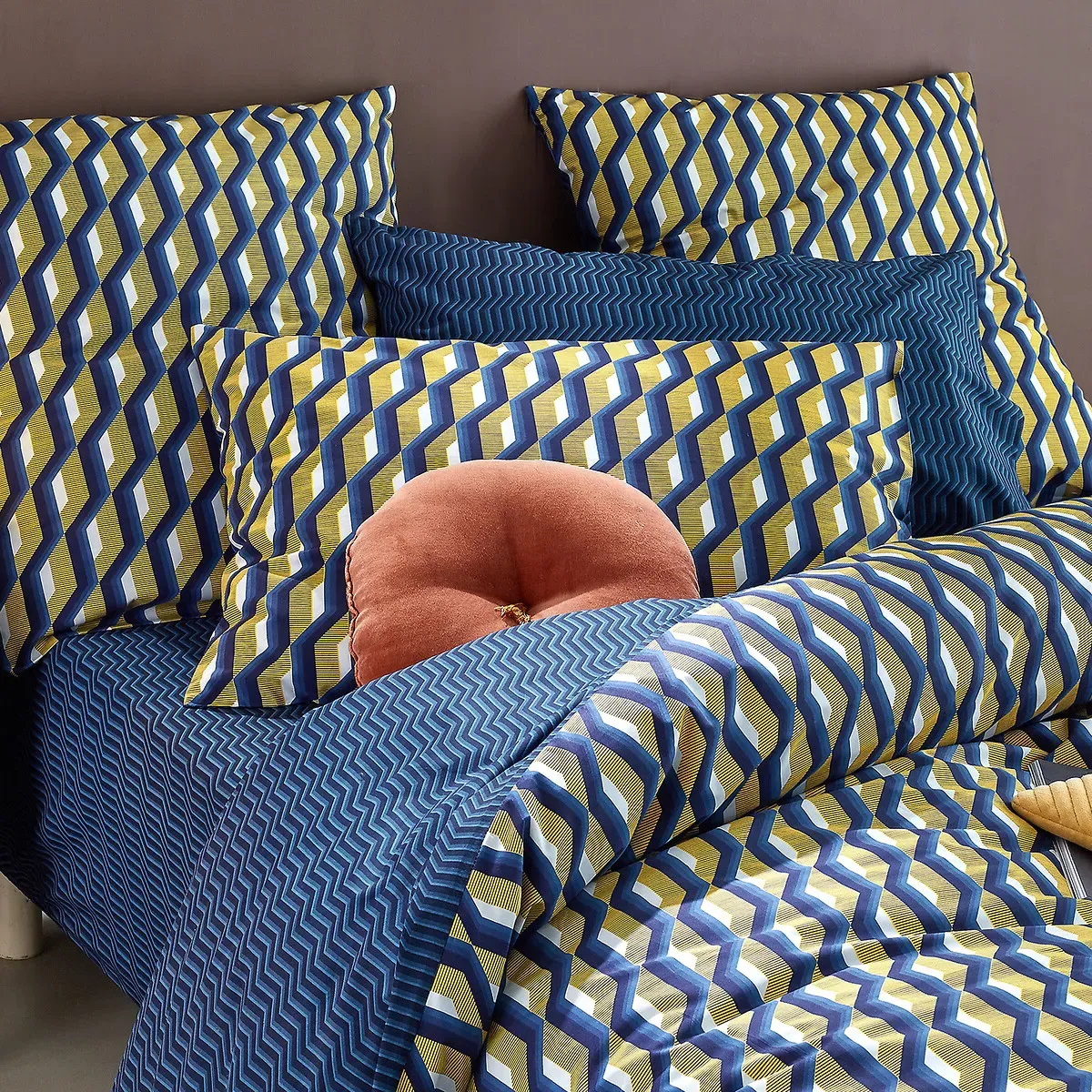 Milano Graphic Cotton Percale Pillowcase - Blue Print alternate view
