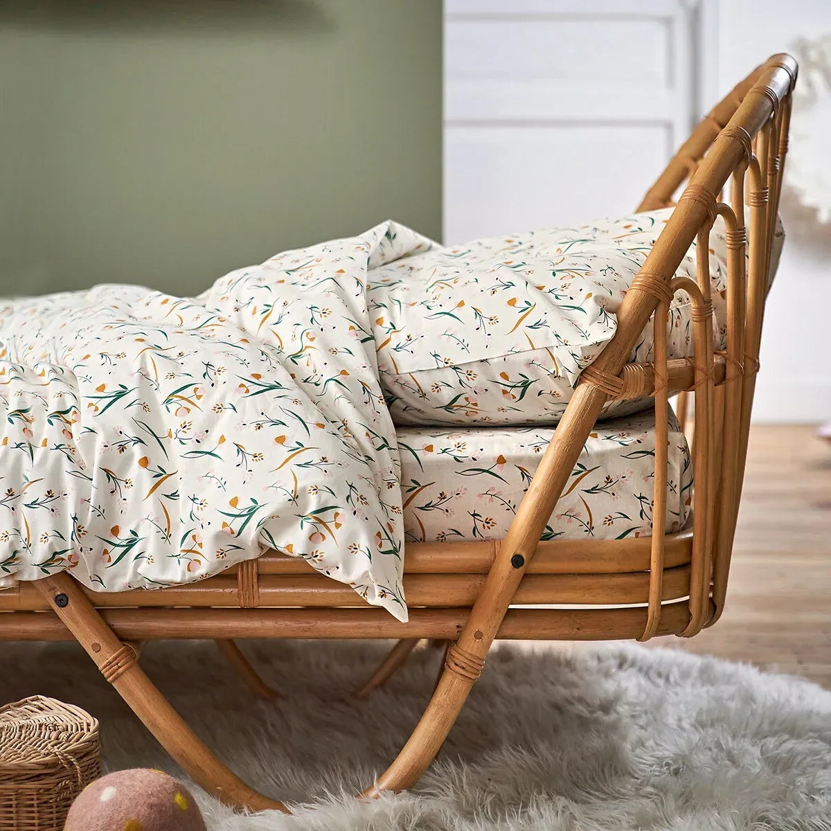 Miria Organic Cotton Pillowcase - Floral Print alternate view
