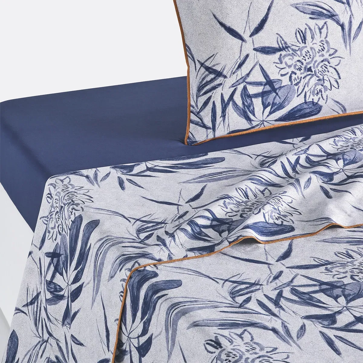 Mishima Tropical Floral Flat Sheet - Printed, Cotton Percale product