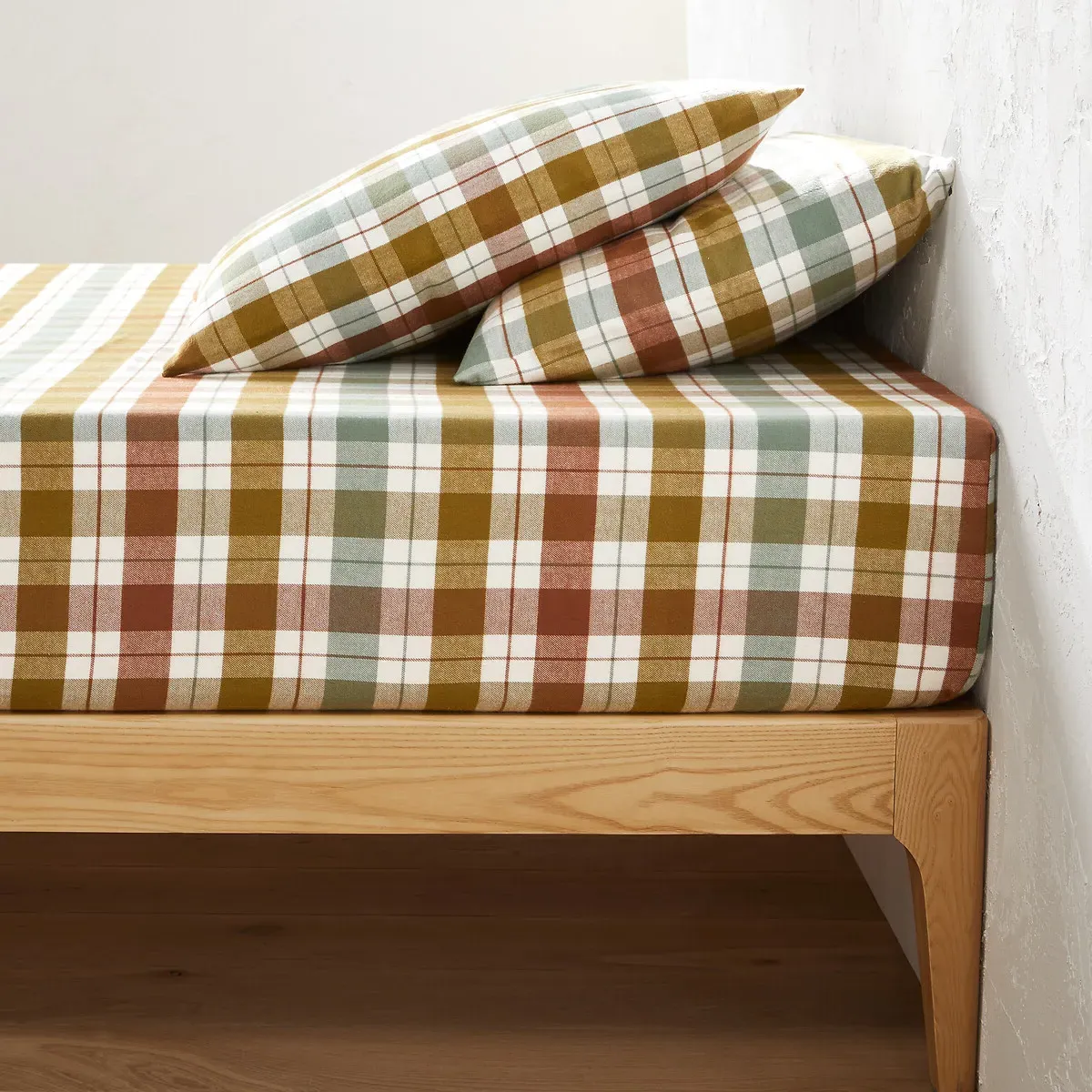 Molgan Fitted Sheet 30cm Depth - Checked, Brushed Cotton product