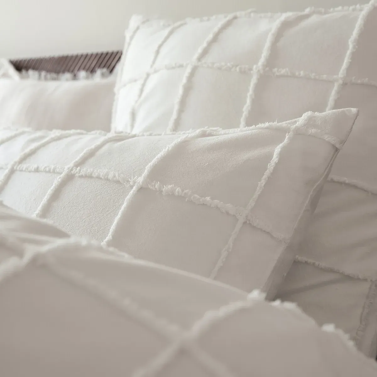 Noémie Tufted Duvet Cover - Off-White, Cotton alternate view