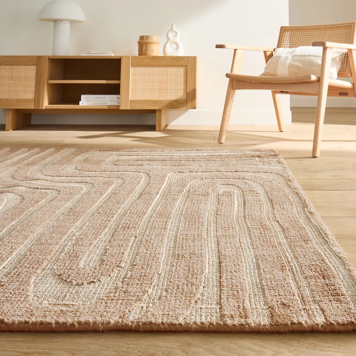 Ondea Polyester Rug - Beige product