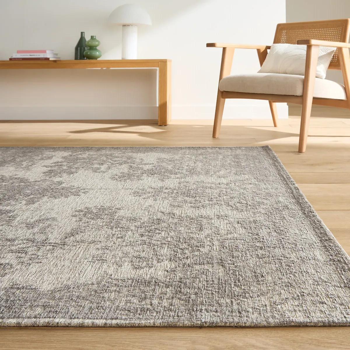 Osca Flat Woven Rug with Vintage Used Effect - Grey product