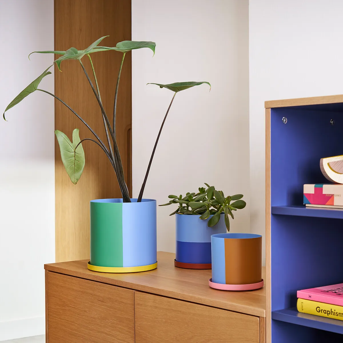 Palavas Round Plant Pot Holder - Multi-Coloured, Iron alternate view