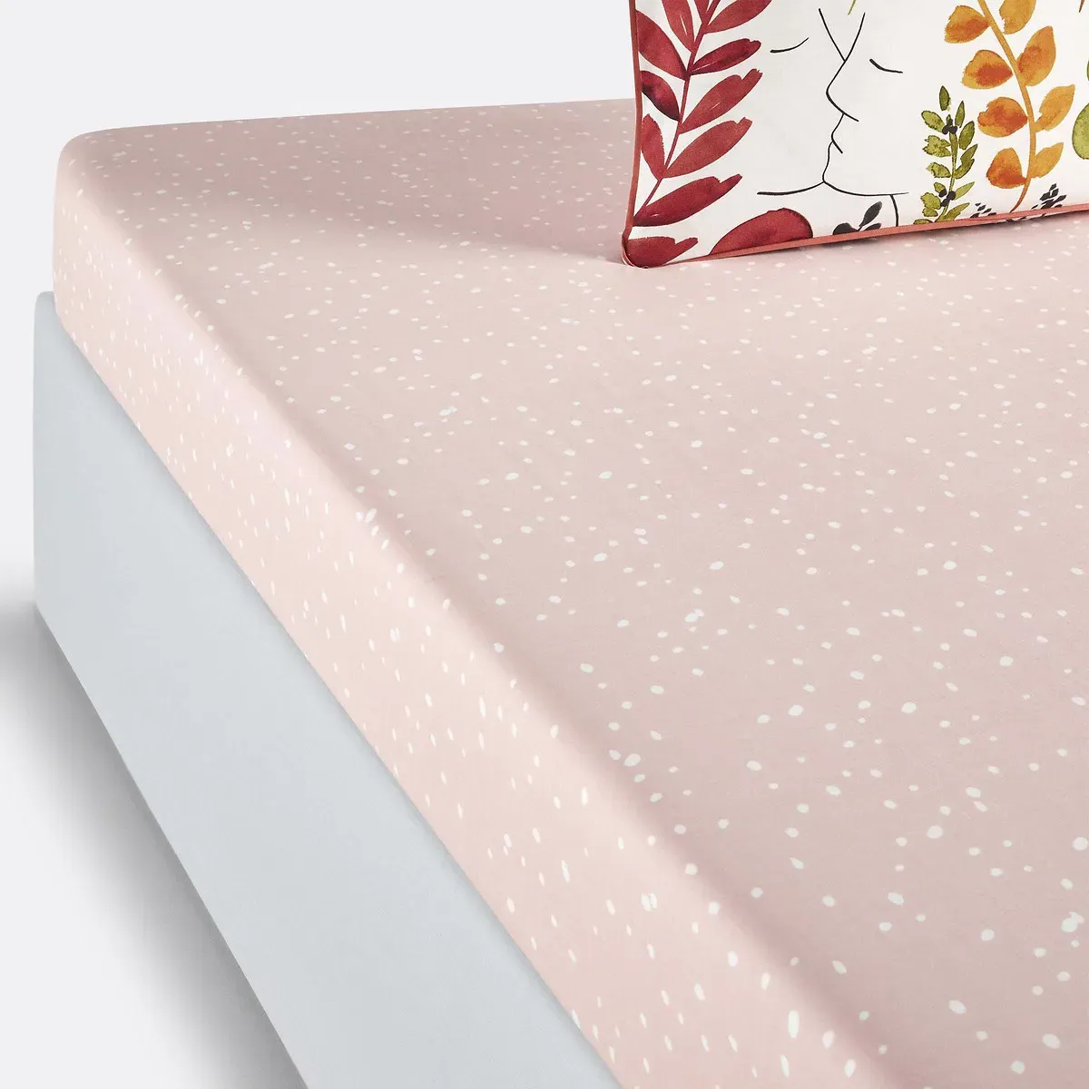 Palm Spring Fitted Sheet 200 Thread Count - Printed, Cotton Percale product