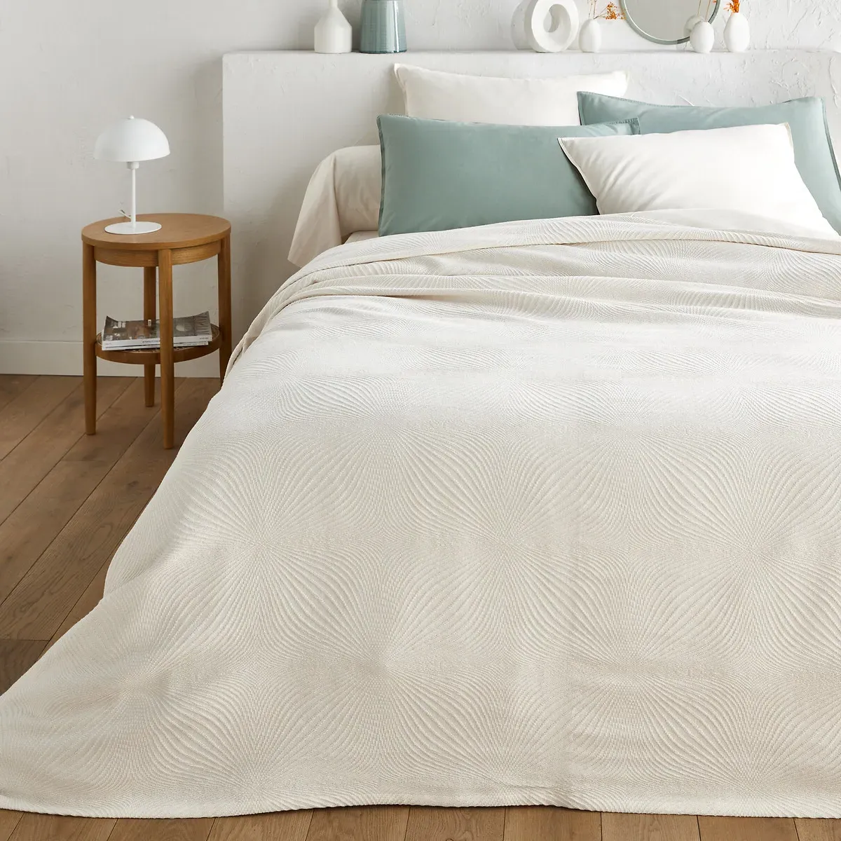 Pampa Cotton Bedspread - Ecru product