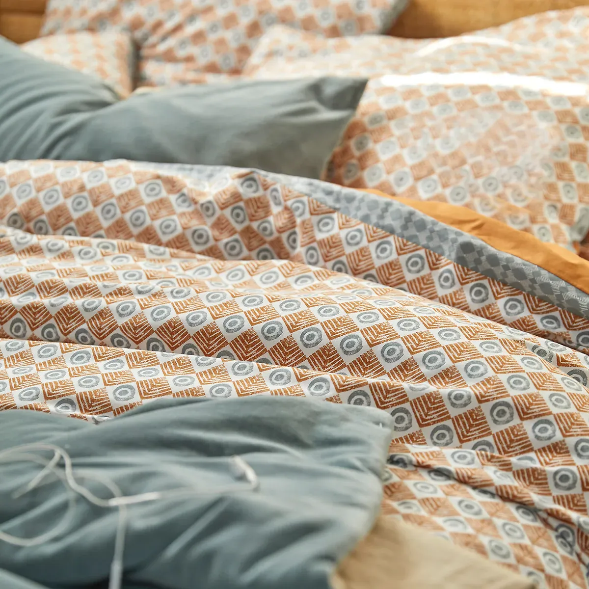 Pessoa Super King Duvet Cover - Printed, Cotton alternate view