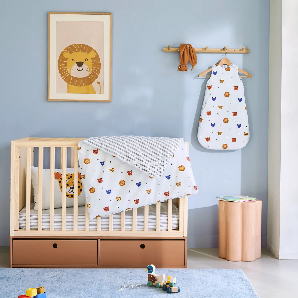 Petite Savane Baby Fitted Sheet with 17cm Flap - Animal Print, Cotton Percale alternate view
