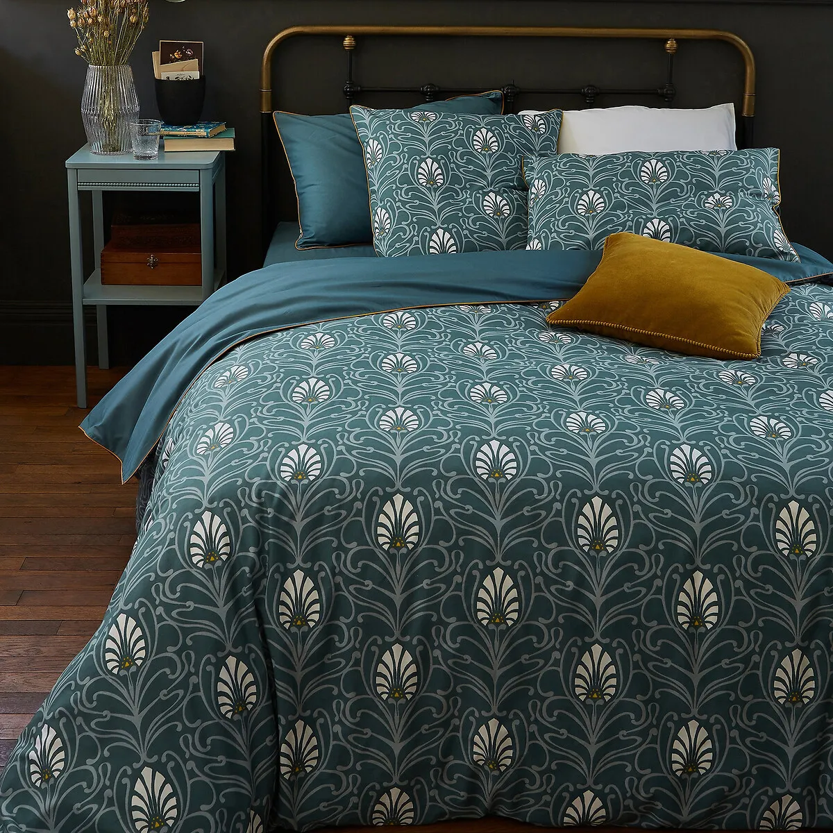 Poetic Cottage Cotton Pillowcase - Green Print alternate view