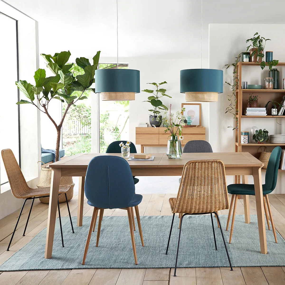 Pully 6-10 Seater Extendable Dining Table - Oak, Veneer alternate view