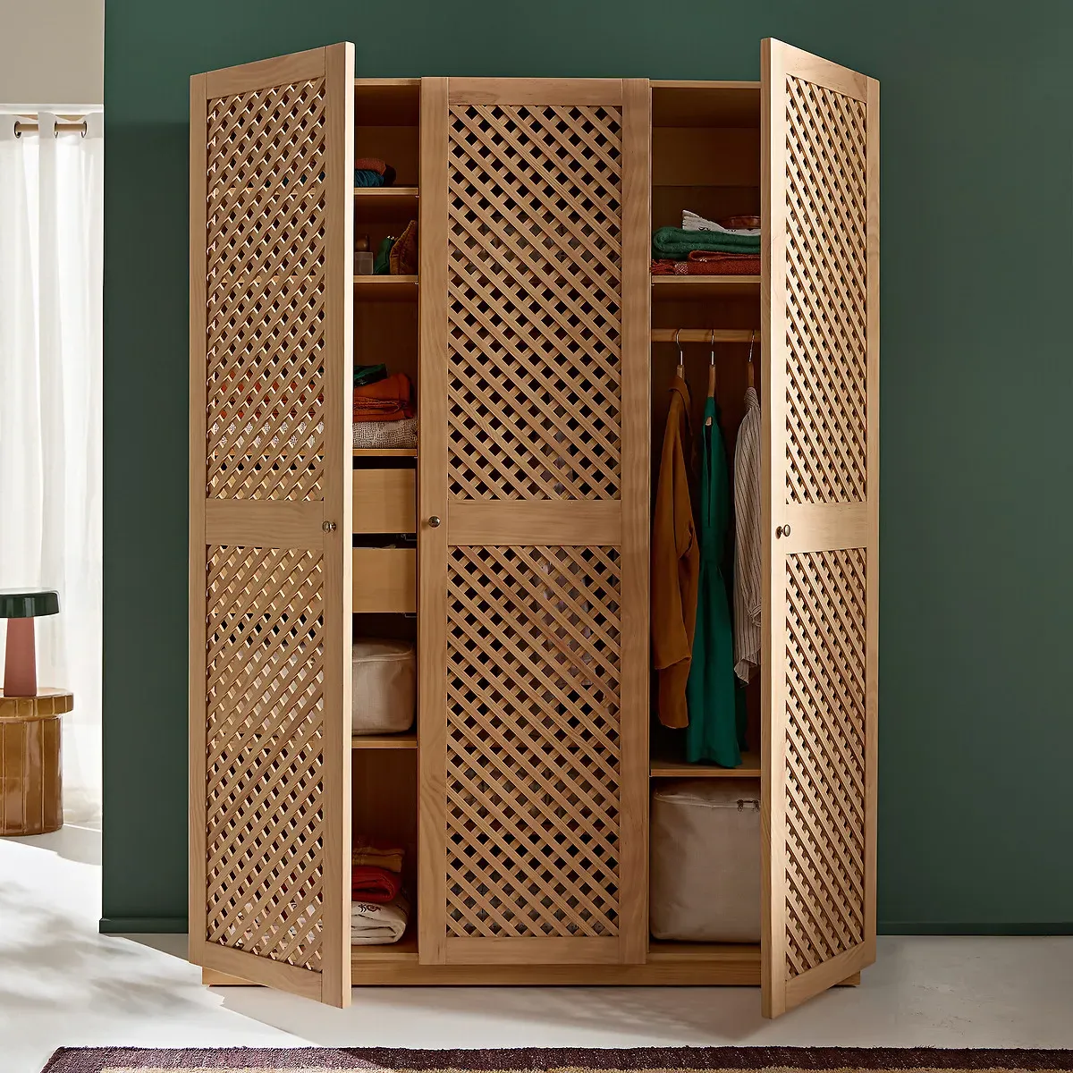 Quadri 3-Door Wardrobe - Natural, Pine alternate view