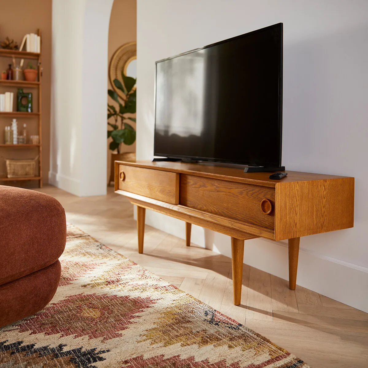 Quilda TV Unit with 2 Sliding Doors - Oak alternate view