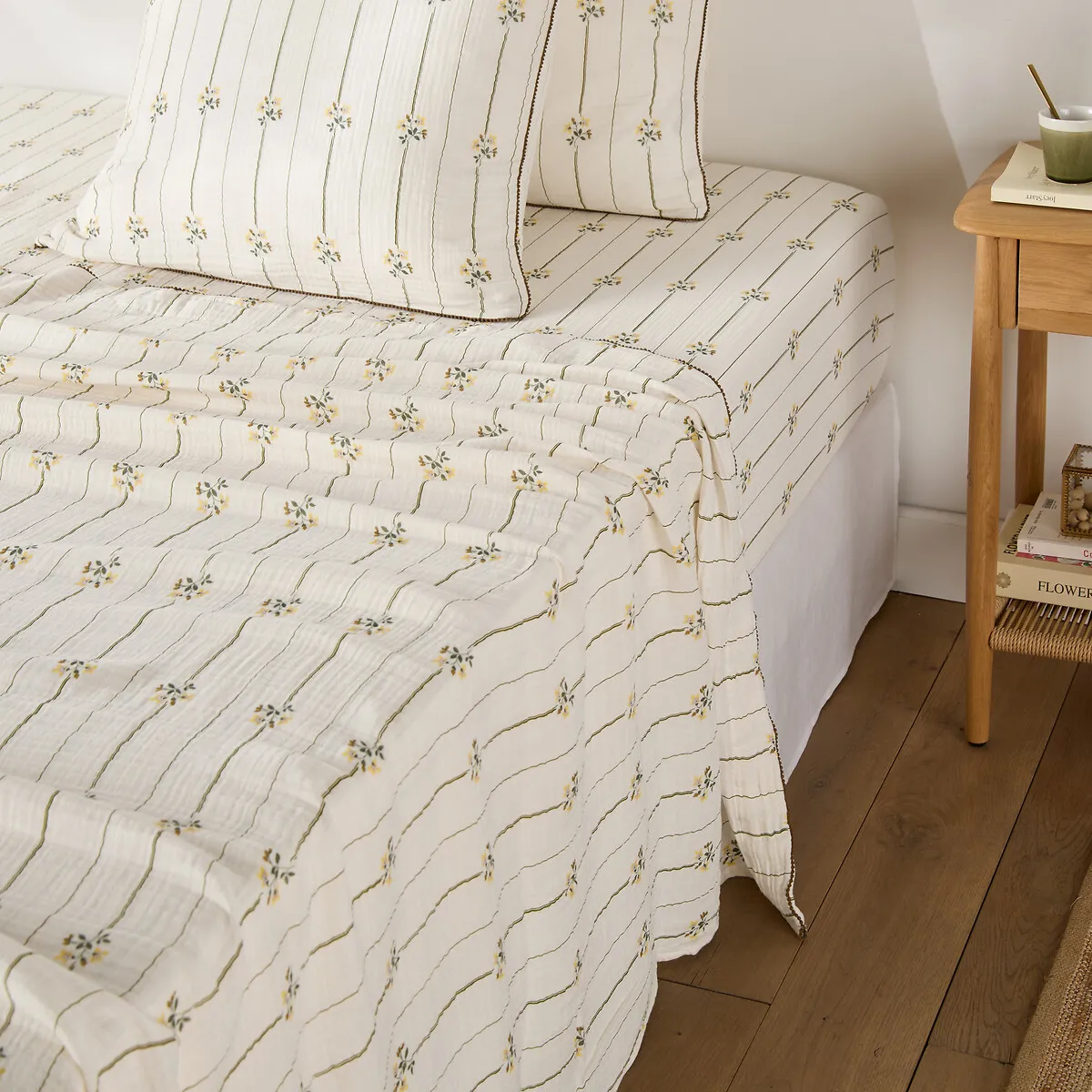 Risetti Floral Print Flat Sheet - Cotton Muslin alternate view