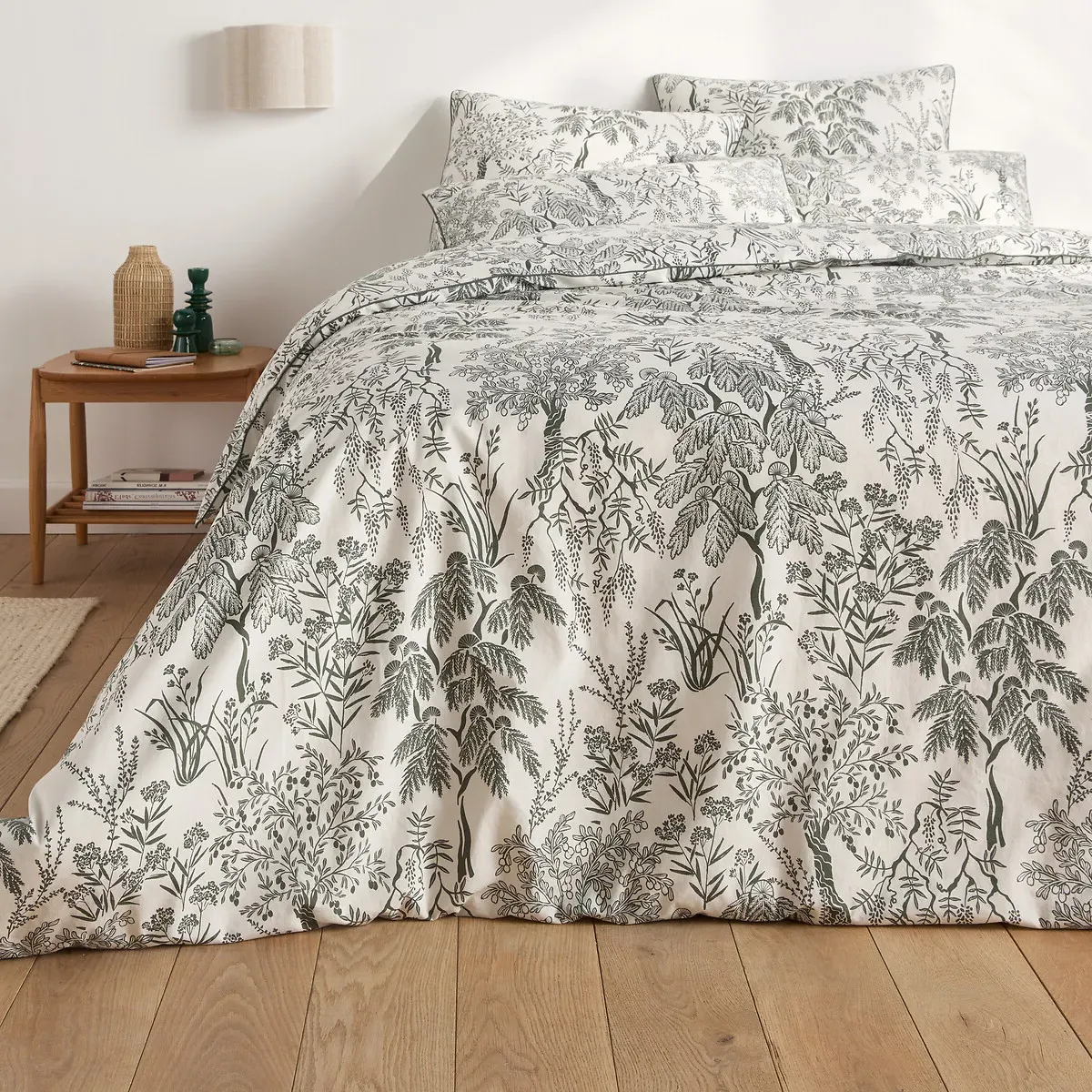 Roxane Duvet Cover - Printed, Washed Cotton Percale alternate view