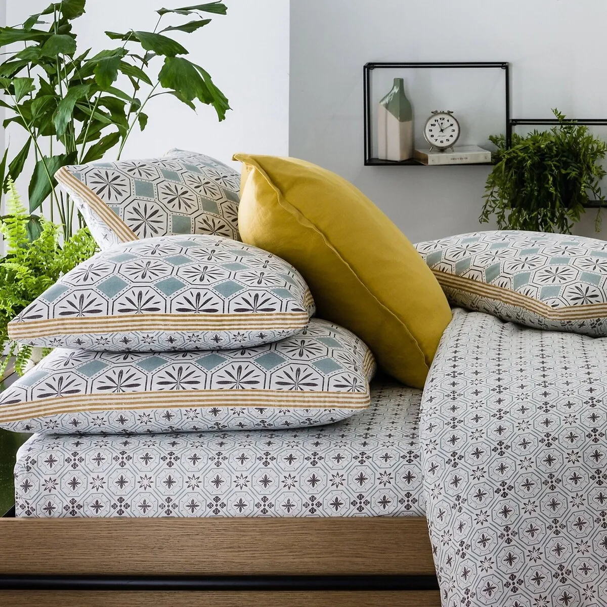 Salernes Fitted Sheet - Grey Print, Cotton alternate view