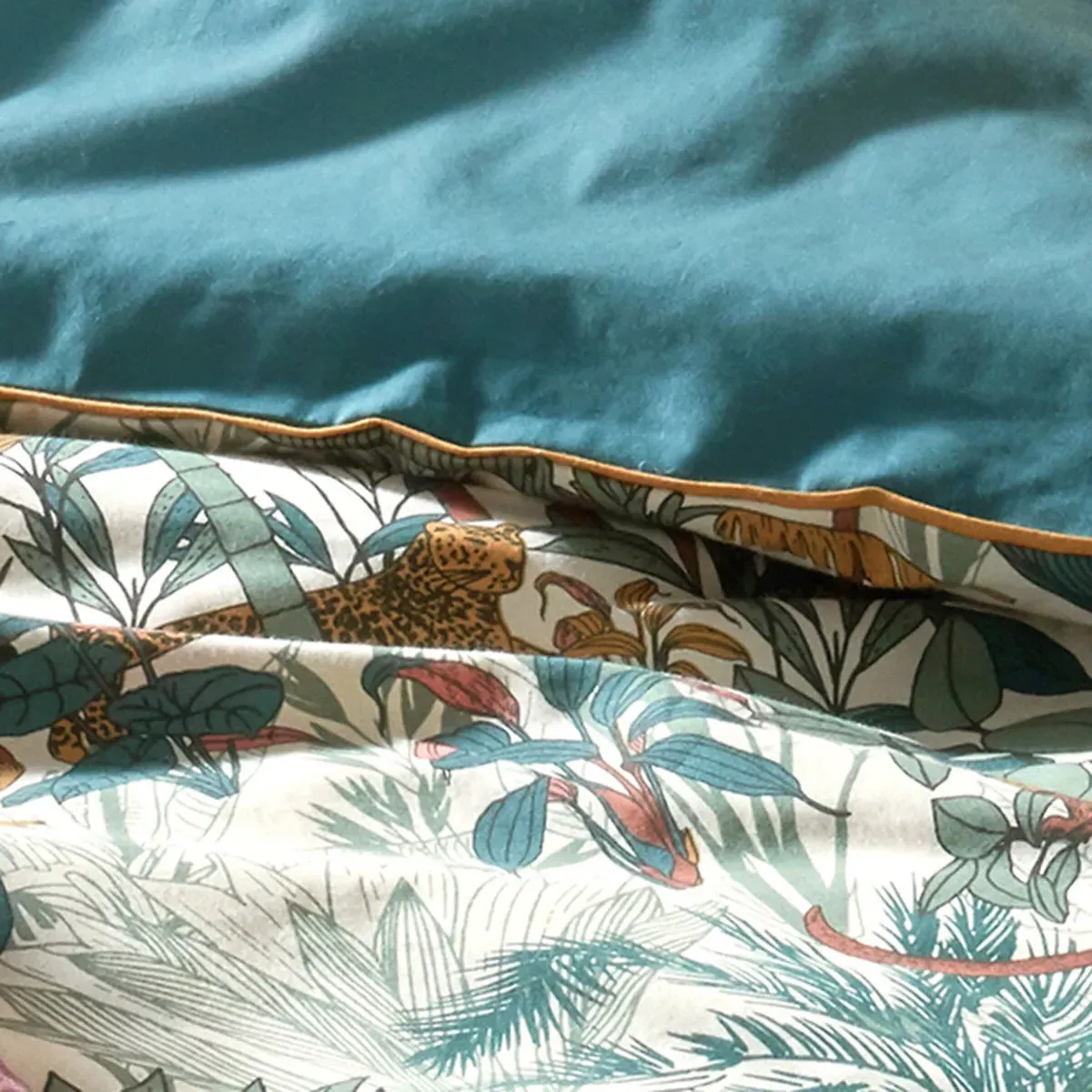 Saraya Jungle Duvet Cover - Printed, Cotton Percale alternate view