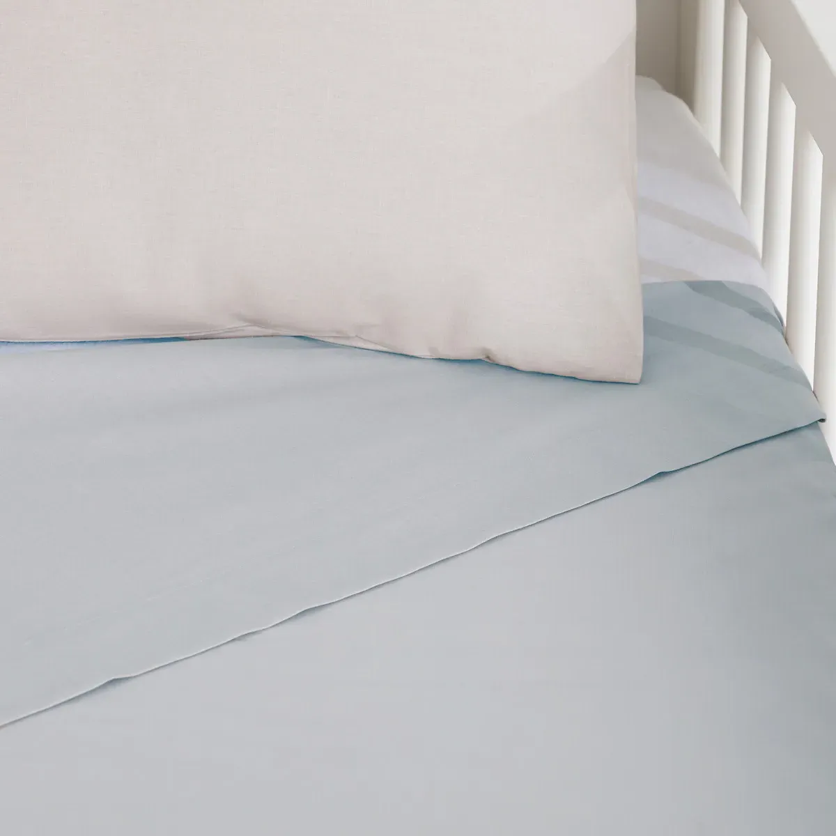 Scenario Cot Bed Flat Sheet - Pearl Grey, Cotton alternate view
