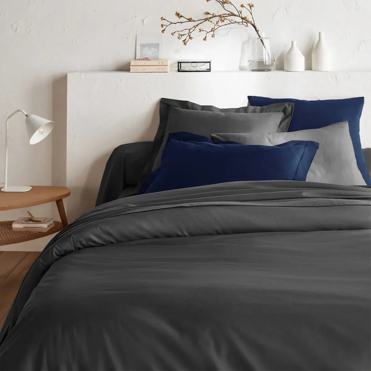 Scenario Plain Pillowcase - Carbon, Polycotton alternate view