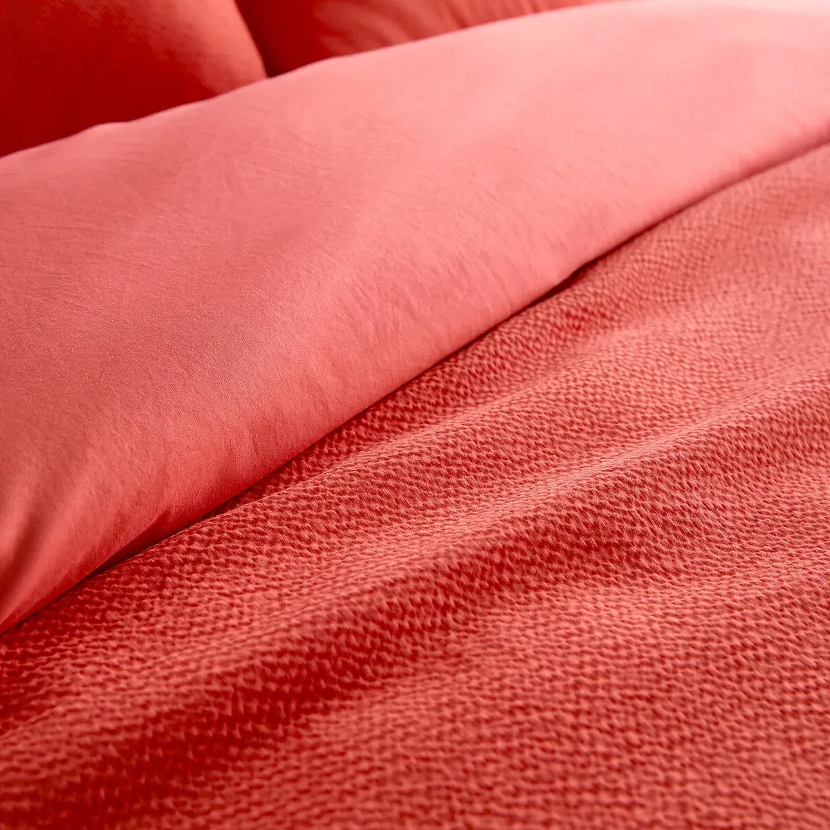 Seersucker Washed Cotton Duvet Cover - Coral alternate view