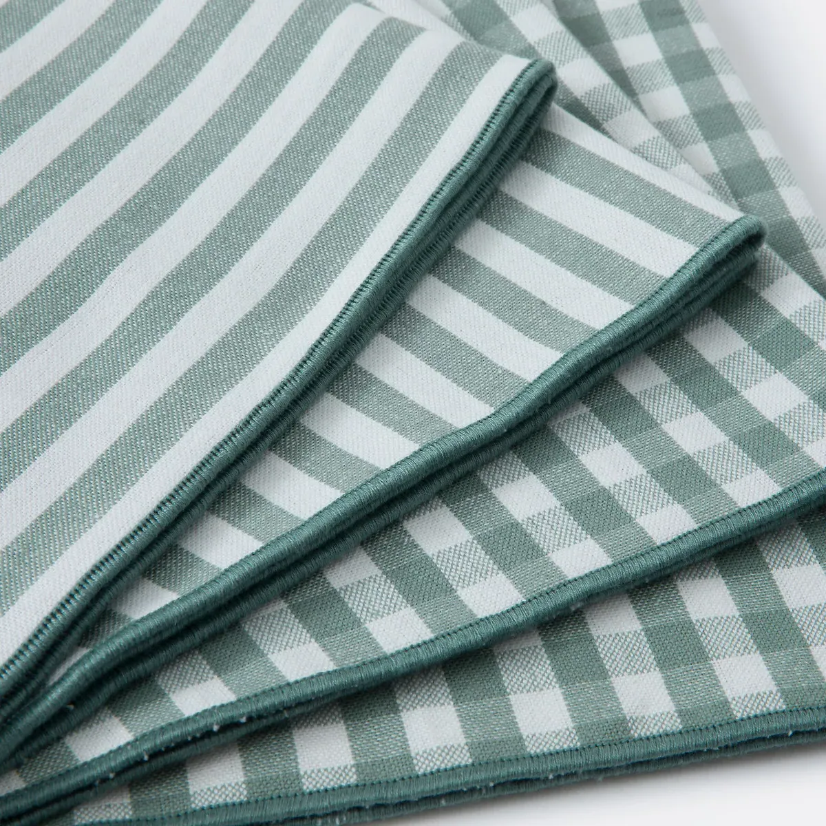 Soizic Set of 4 Napkins - Ecru/Sage, Recycled Cotton alternate view