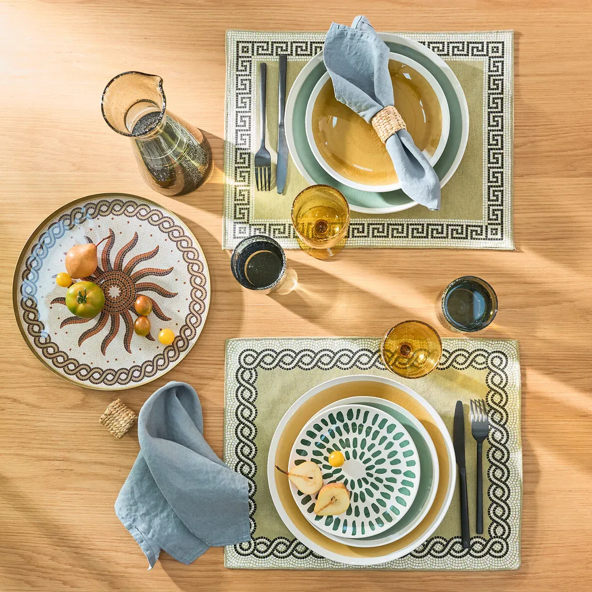 Solaro Round Metal Tray - Gold, Steel alternate view